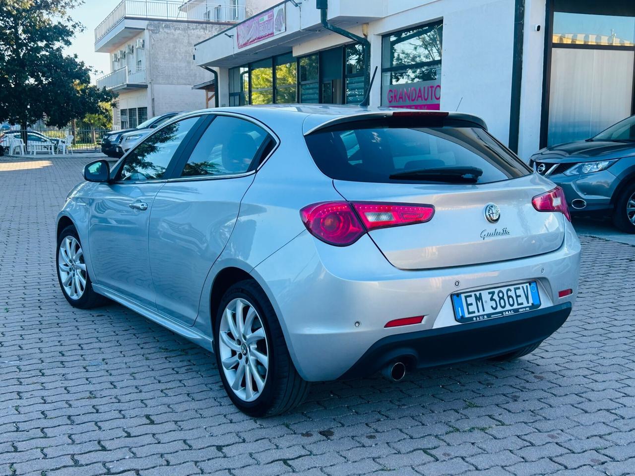 Alfa Romeo Giulietta 1.6 JTDm-2 105 CV Exclusive