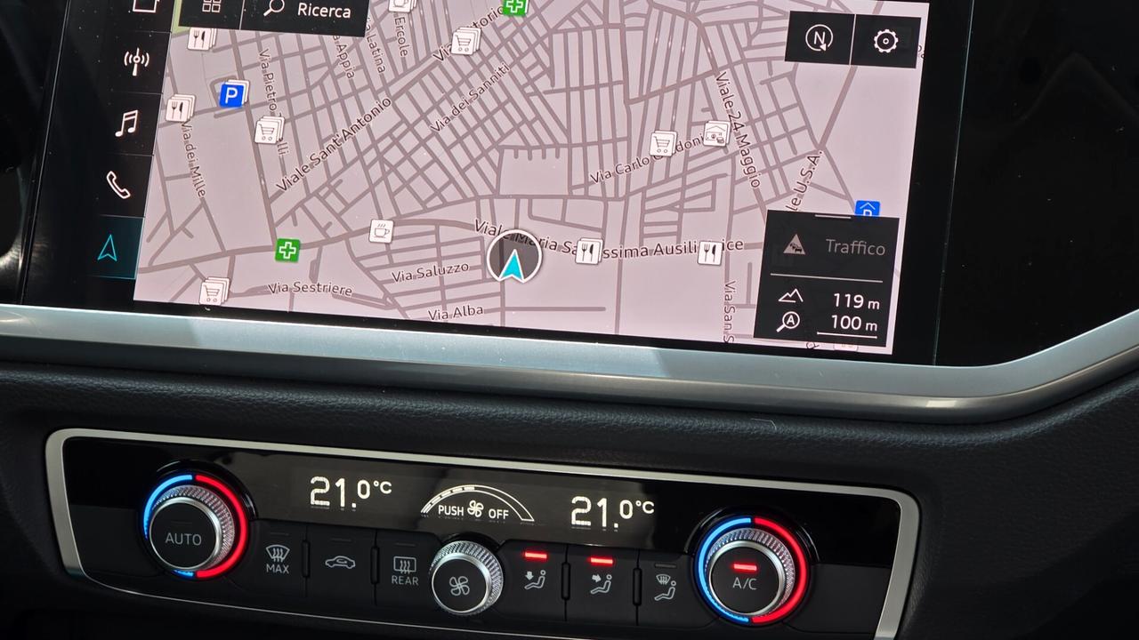 Audi Q3 2.0 TDI 150cv - S-TRONIC VIRTUAL COCKPIT