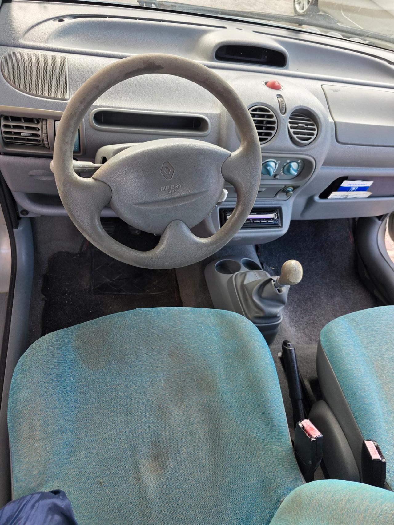 Renault Twingo 1.2i catbcon 254.000km Clima Abs Servosterzo