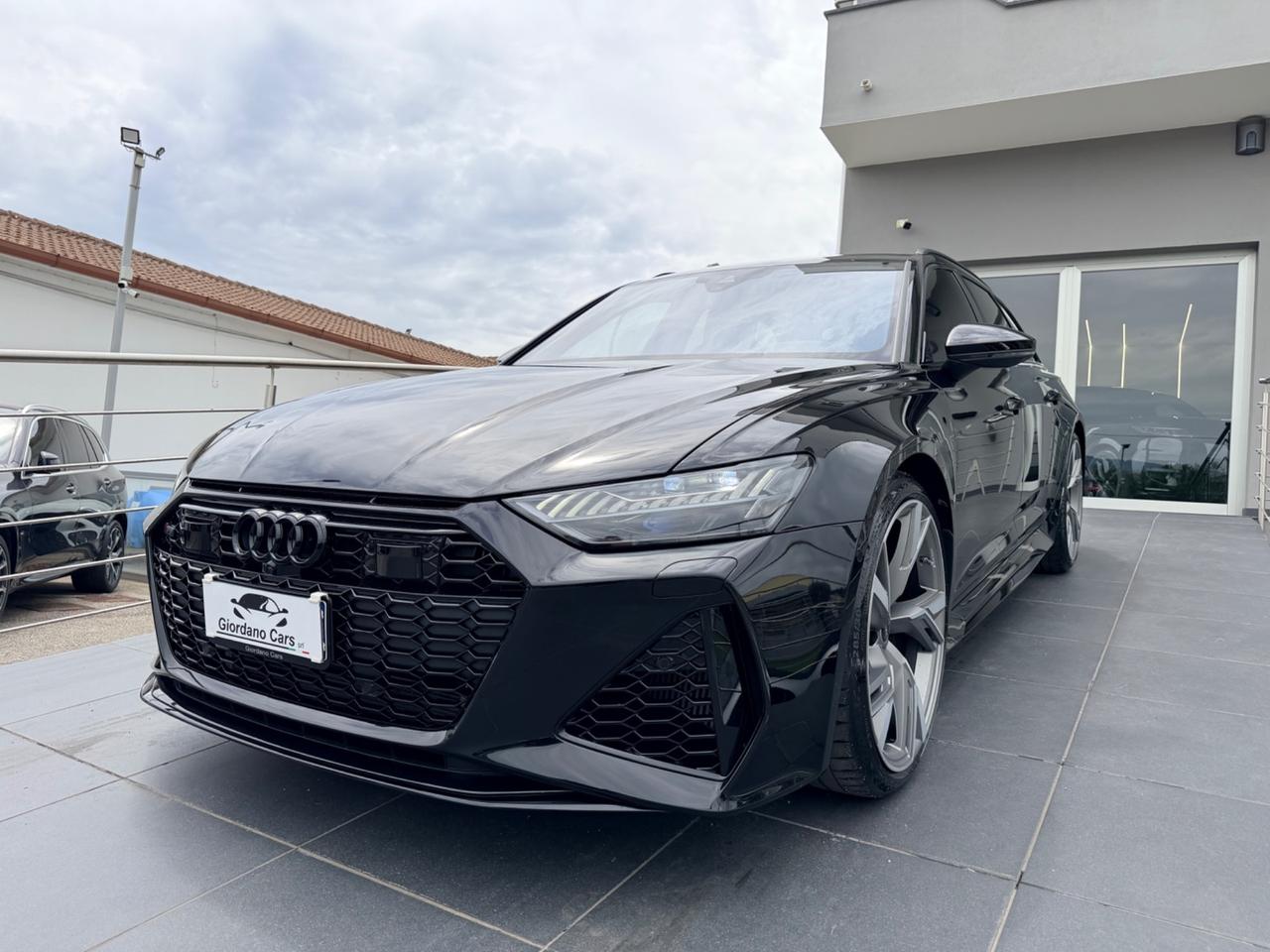 Audi RS6 RS 6 Avant 4.0 TFSI V8 quattro tiptronic Performance