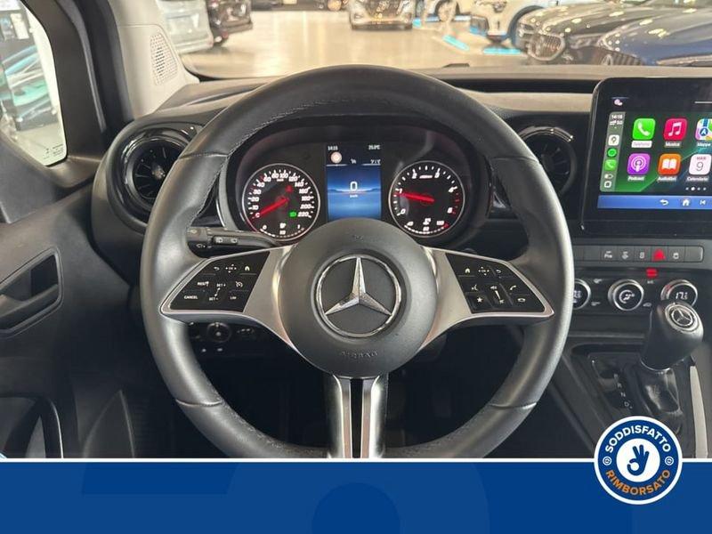 Mercedes-Benz Classe T 180 d AT