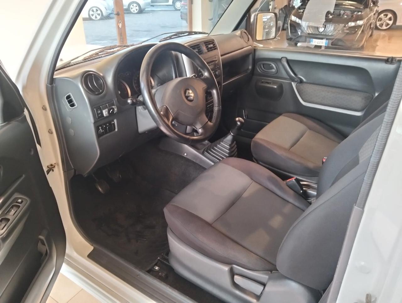 Suzuki Jimny 1.5 DDiS cat 4WD JLX