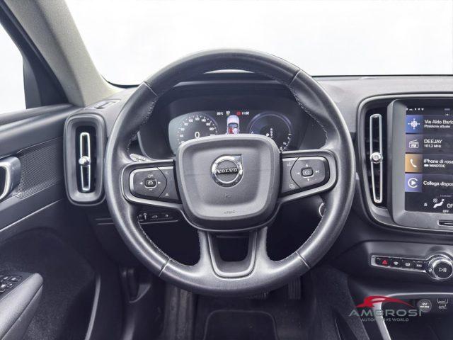 VOLVO XC40 T4 Recharge Plug-in Hybrid automatico Essential