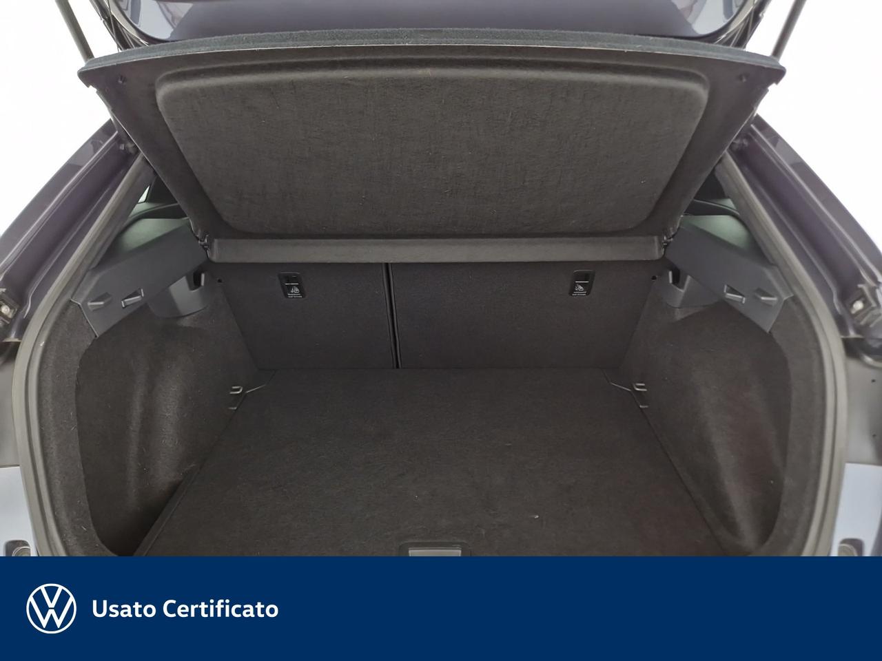 Volkswagen Taigo 1.0 tsi r-line 110cv