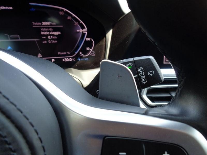 BMW Serie 3 330e xDrive Touring Msport