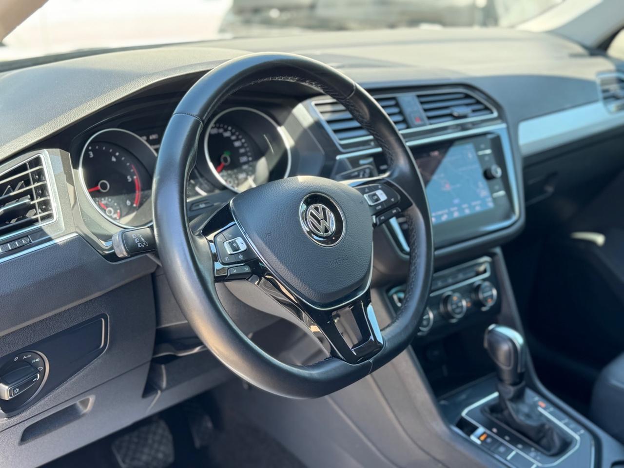 Volkswagen Tiguan 2.0 TDI SCR DSG Business BlueMotion Technology