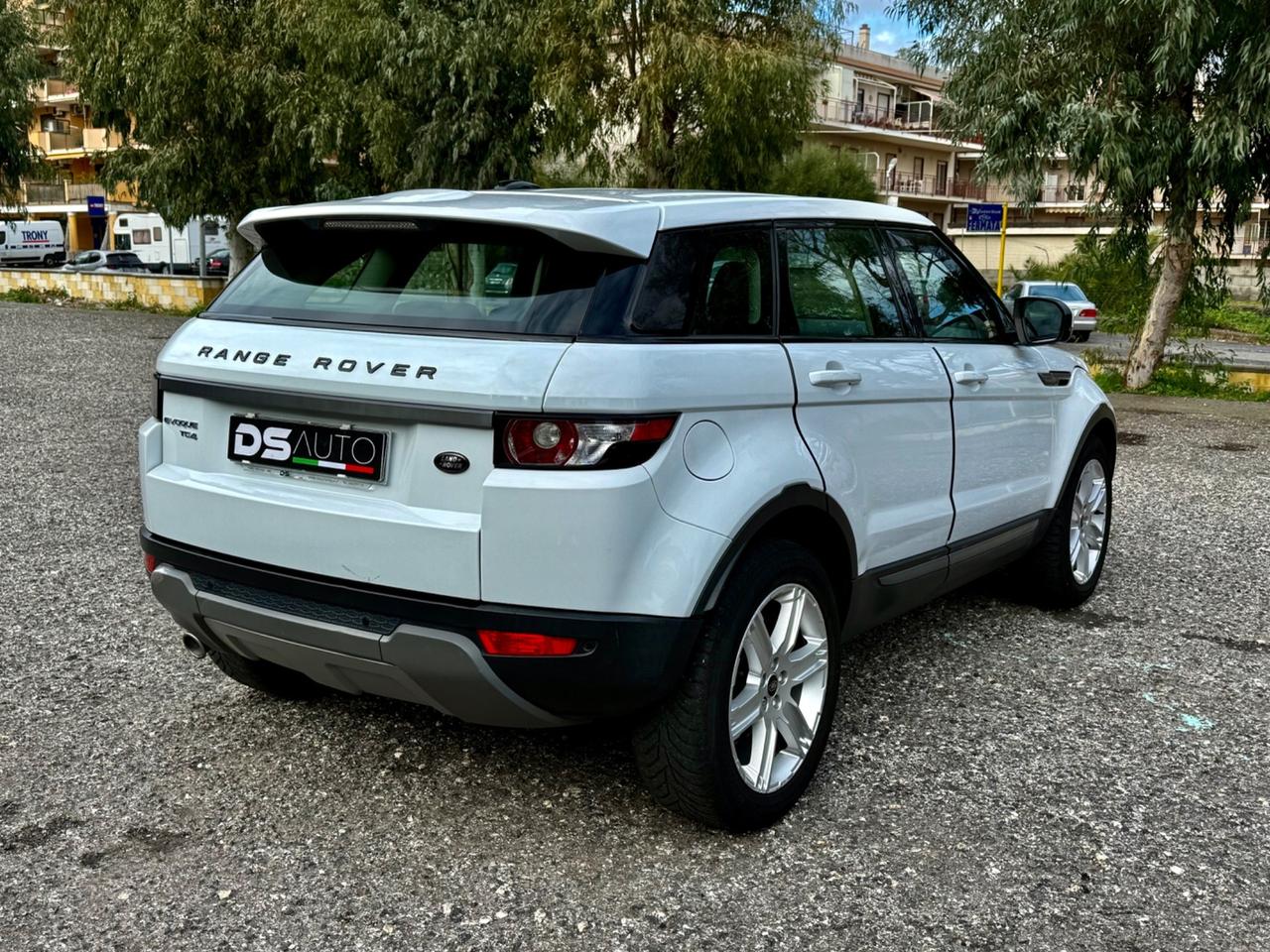 LAND ROVER RANGE EVOQUE 2.2 Sd4 DYNAMIC