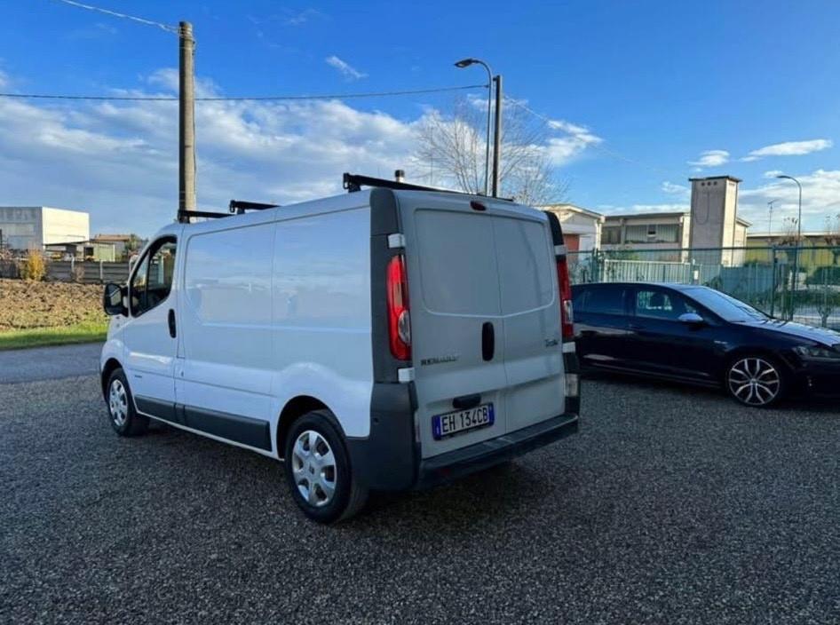 Renault Trafic T29 2.0 dCi/115 PC-TN Furgone