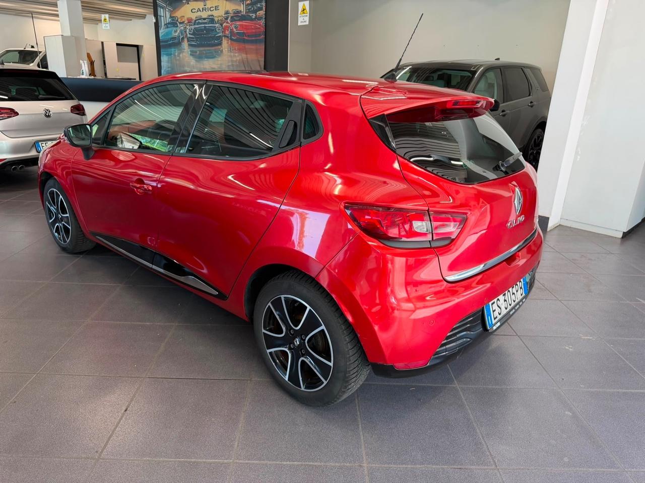 Renault Clio FULL OPTIONAL TETTO PANORAMICO 6690€