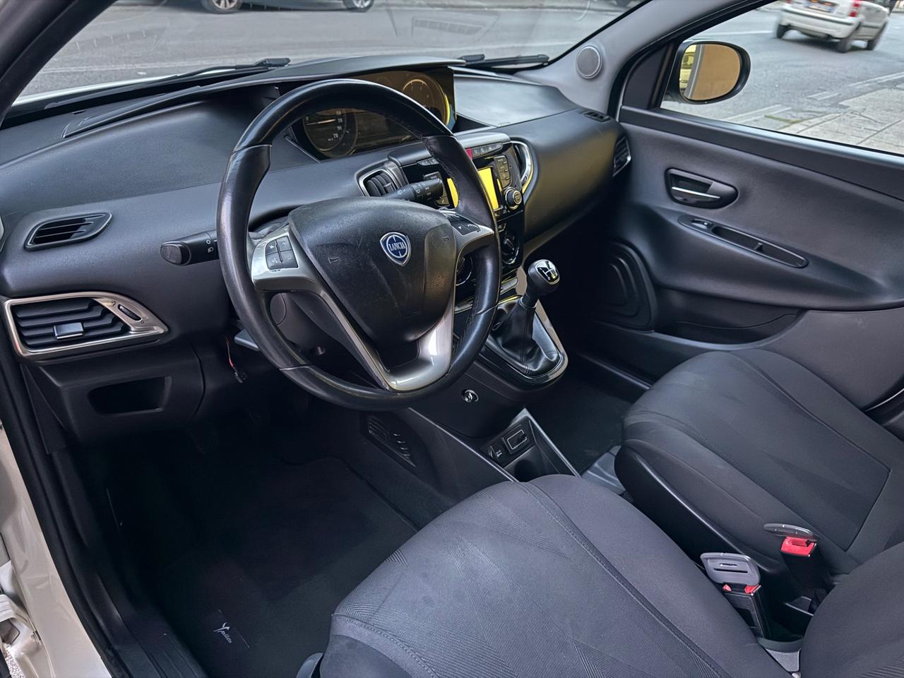 Lancia Ypsilon 2018 - 1.3 MJT 16V 95 CV 5 porte S&S Gold