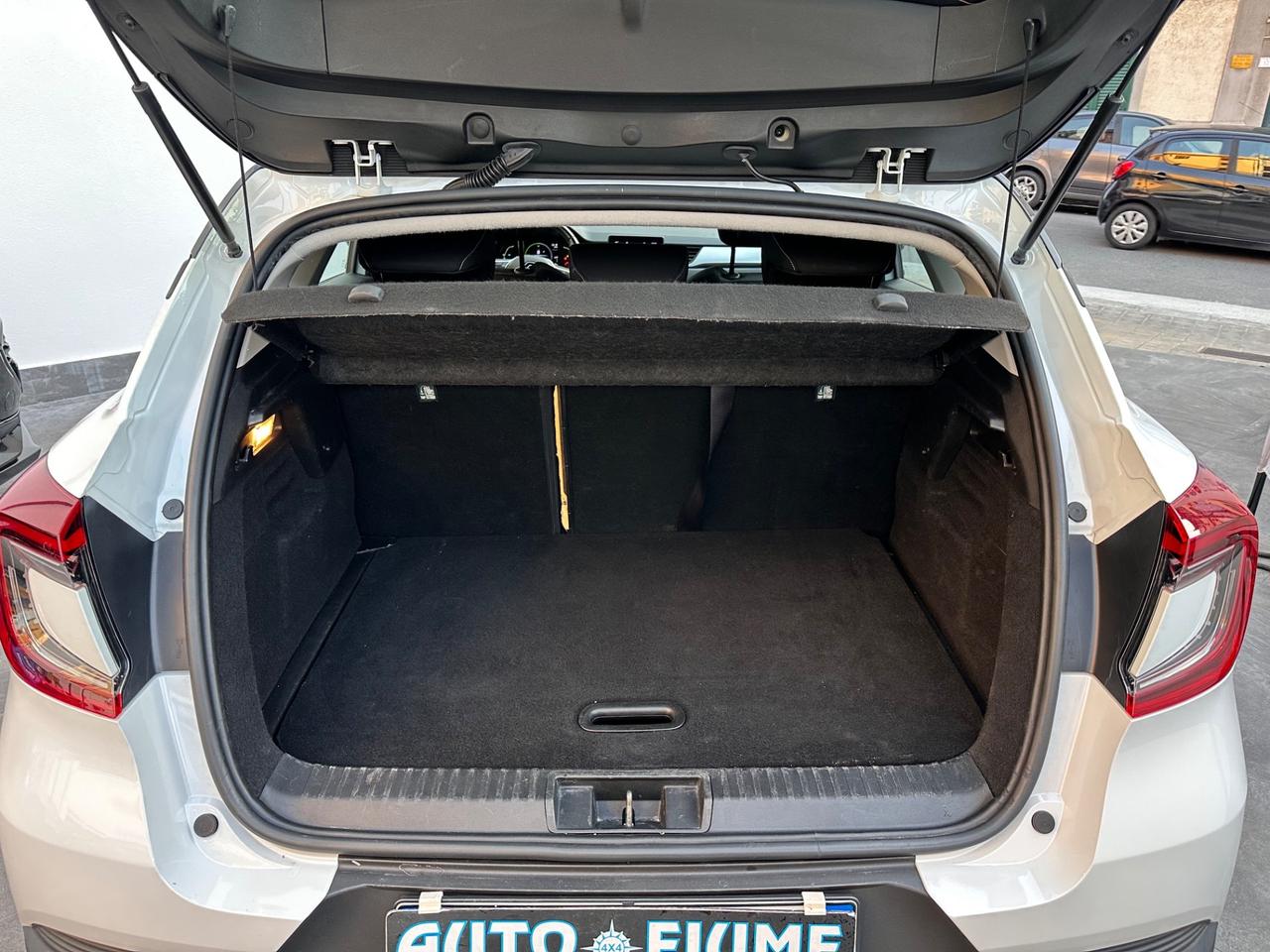 Renault Captur Full Hybrid E-Tech 145 CV Intens