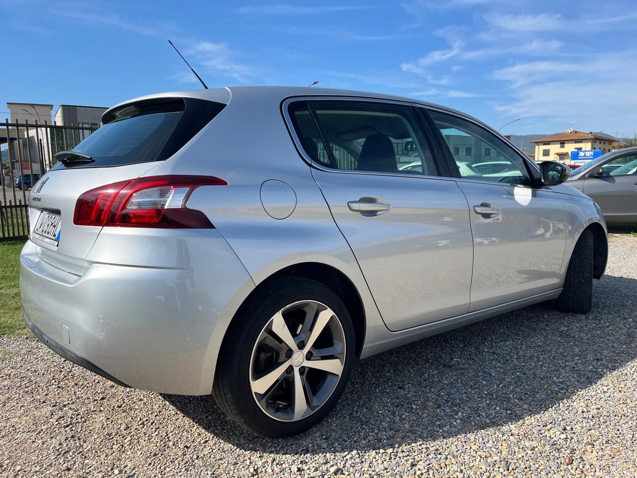 Peugeot 308 1.6 e-HDi 115 CV Stop&Start Allure