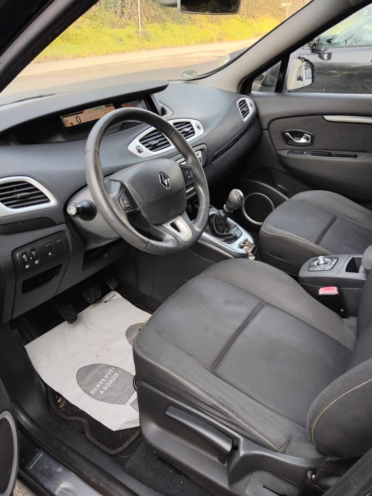 Renault Scenic Scénic X-Mod 1.5 dCi 110CV Luxe