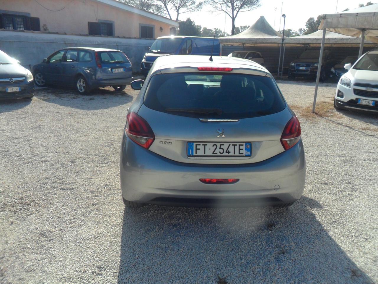 Peugeot 208 PureTech 82 5p. GPL Active