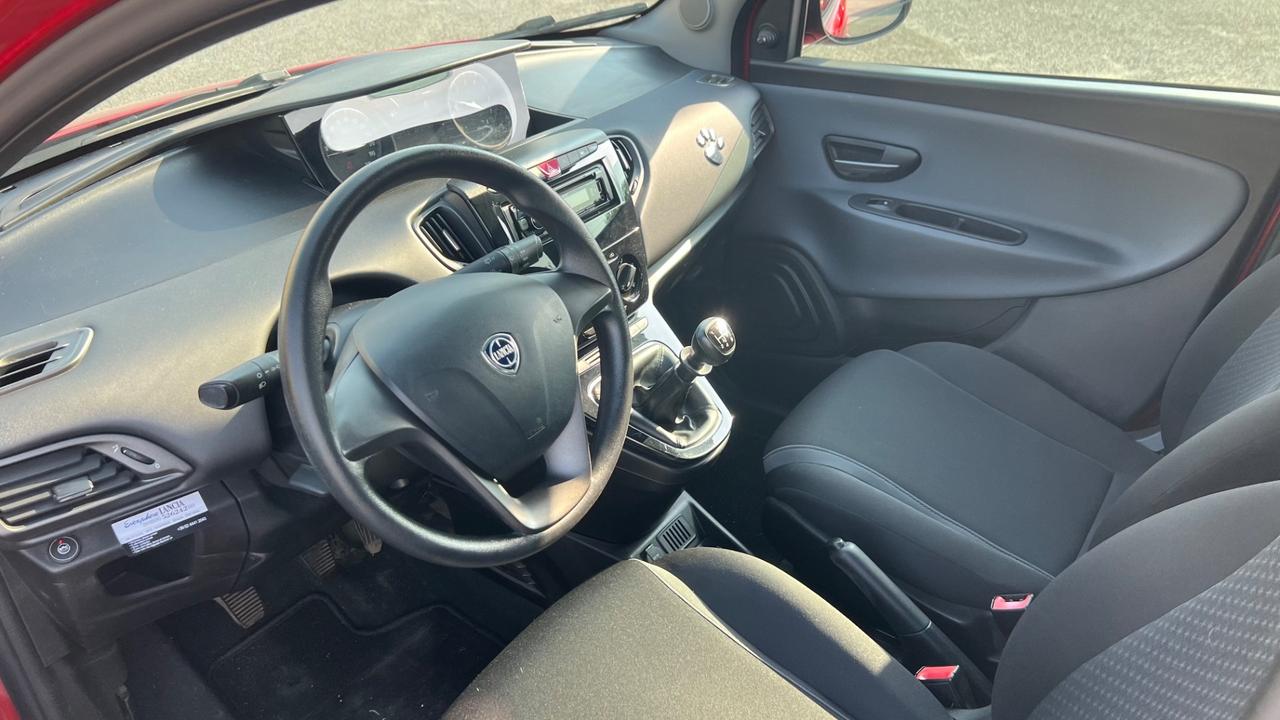 Lancia Ypsilon 1.2 69 CV 5 porte GPL Ecochic Platinum