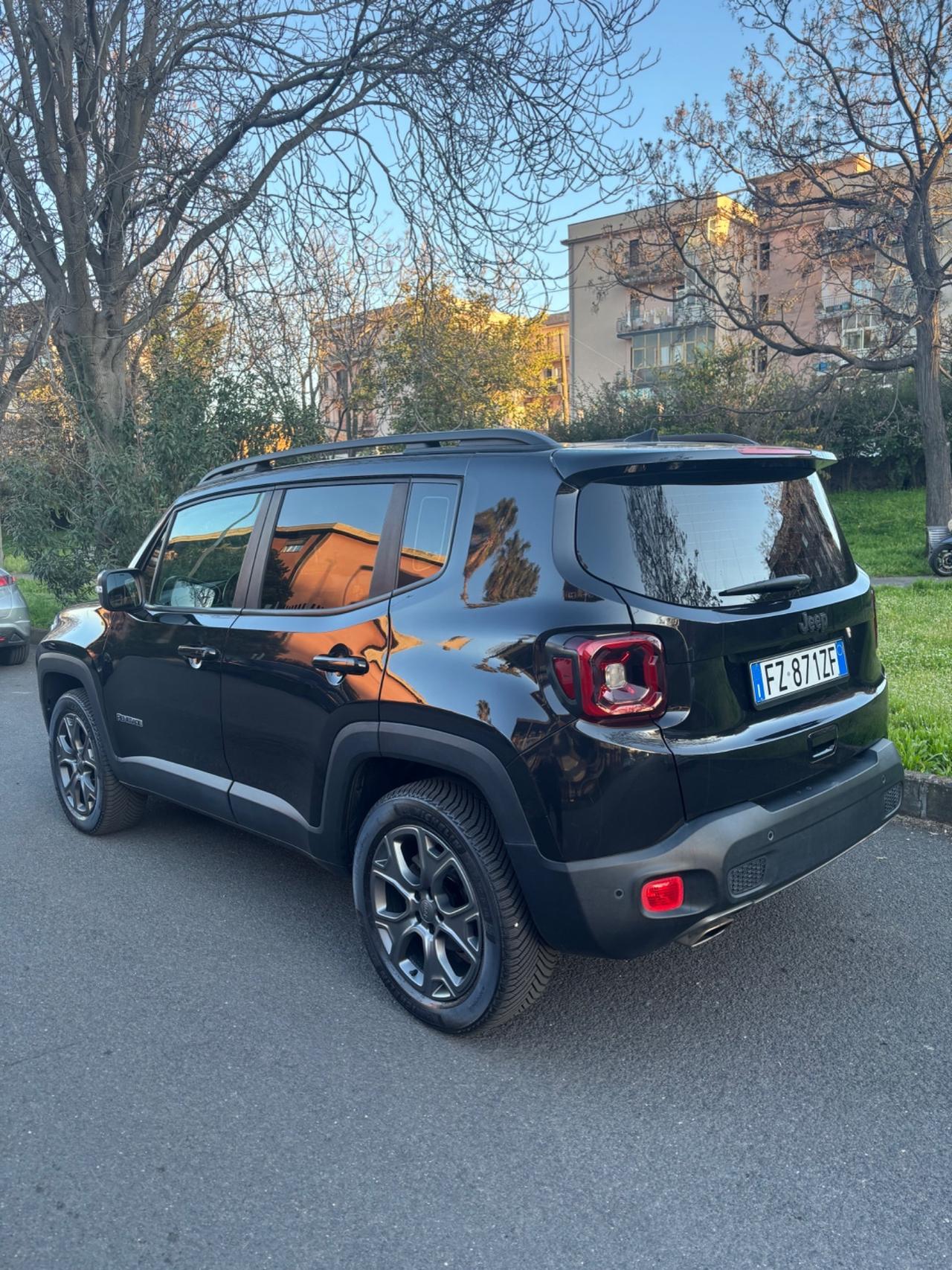 Jeep Renegade TOTAL BLACK 2020 FULL LED AUTOMATICA