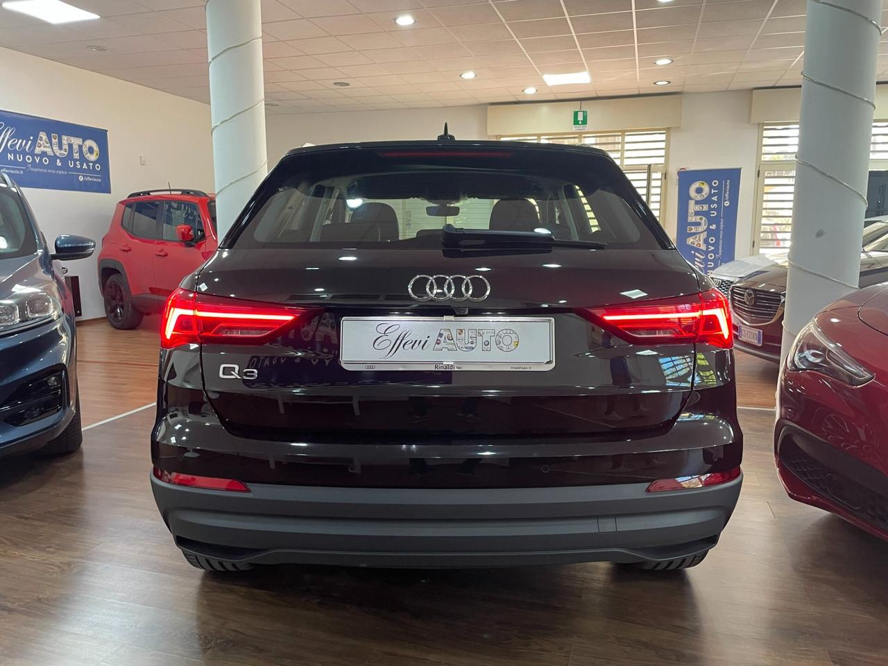 AUDI Q3 35 2.0 TDI 150CV BUSINESS