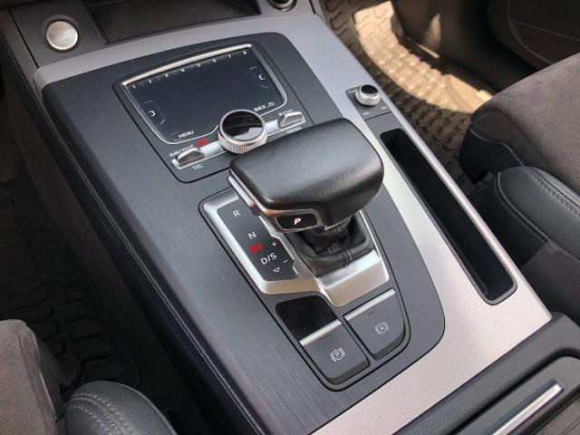 AUDI Q5 2.0 TDI 190cv TDI quattro Stronic Business Cockpit