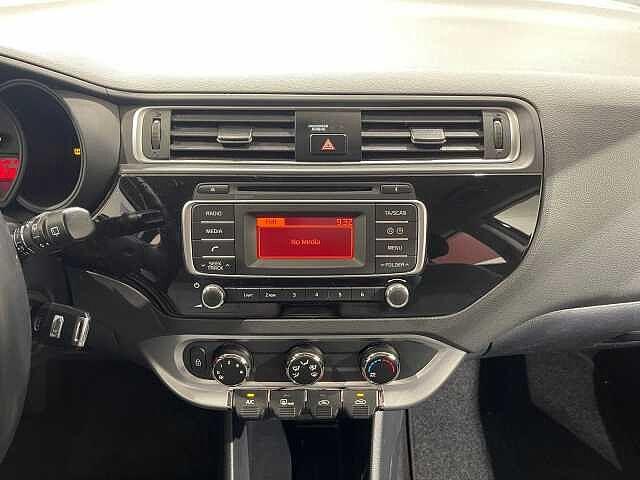 Kia Rio 1.2 CVVT 5p. Cool
