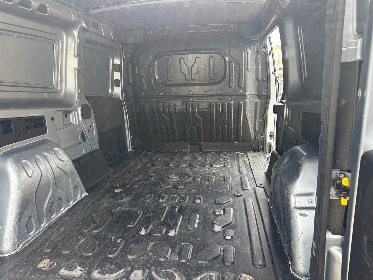 Fiat Doblo Doblò 2.0 MJT PL-TA Cargo Maxi XL Lamierato SX