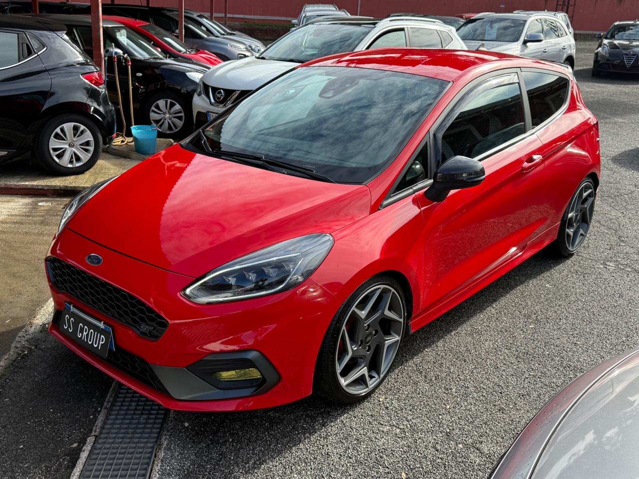 Fiesta ST 1.6 ( ( 200 CV )) -unipro-rate-garanzia