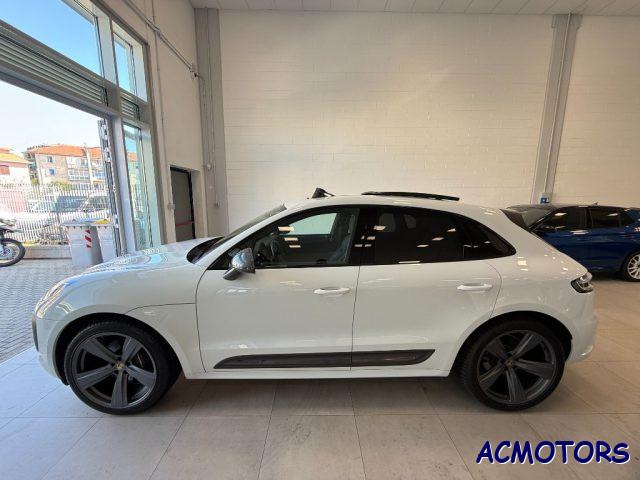 PORSCHE Macan 2.0 T