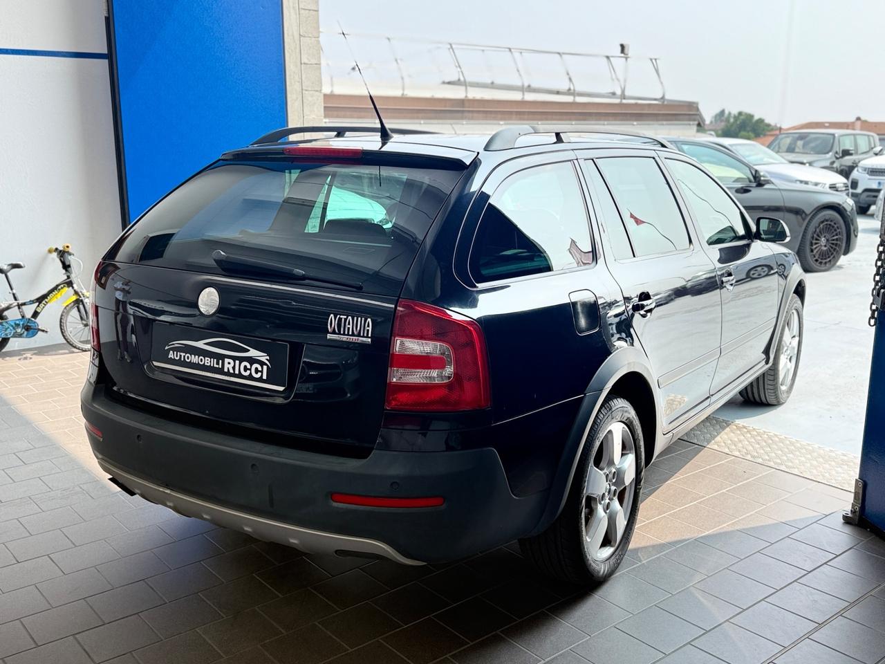 Skoda Octavia 2.0 TDI F.AP. 4x4 Wagon Scout 140CV
