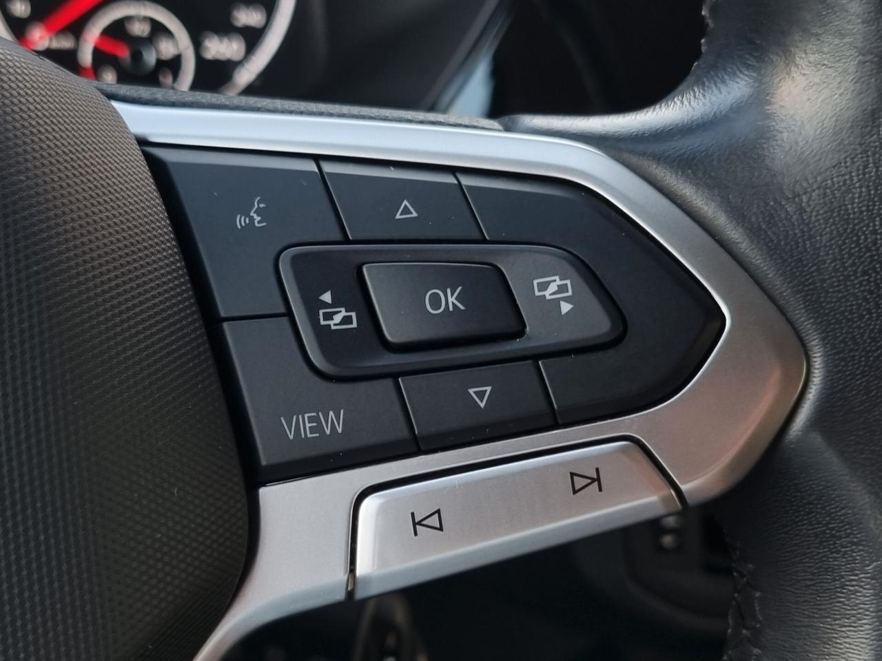 Volkswagen T-Cross 2019 1.0 tsi Urban 95cv