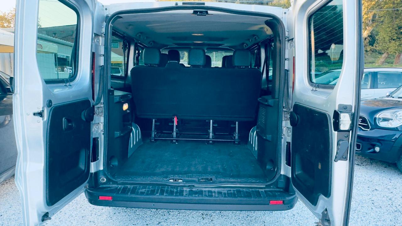 Renault Trafic T29 2.0 dCi 120CV PC-TN Zen Heavy N1