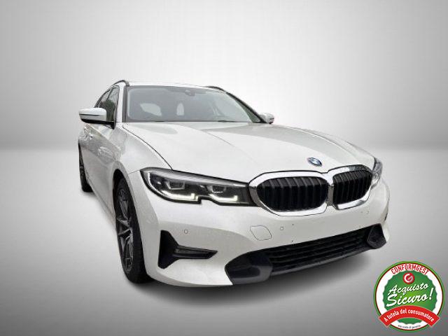 BMW 320 d xDrive Touring Sport Line Tetto Navi Pelle