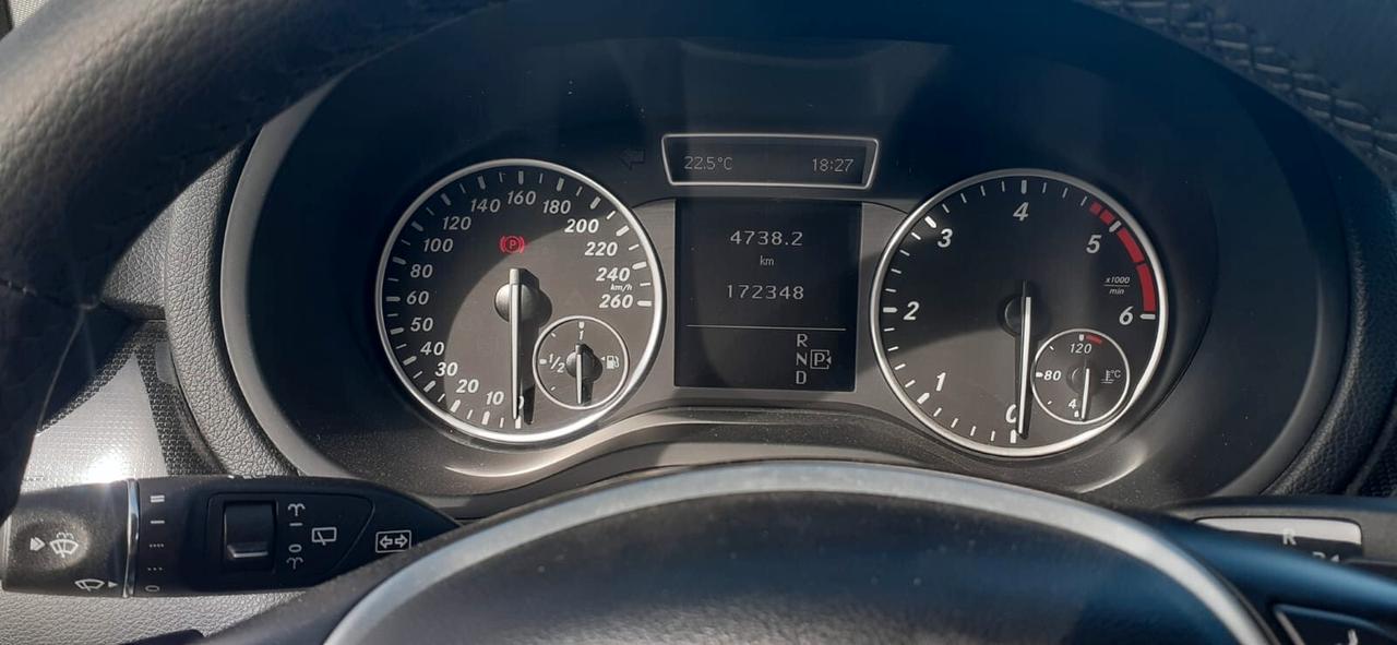 Mercedes-benz B 180 2013 - 1.8CDI Automatic Lb automobili