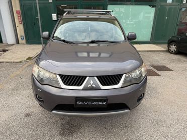 Mitsubishi Outlander 2.2 DI-D Instyle 7 p.ti DPF