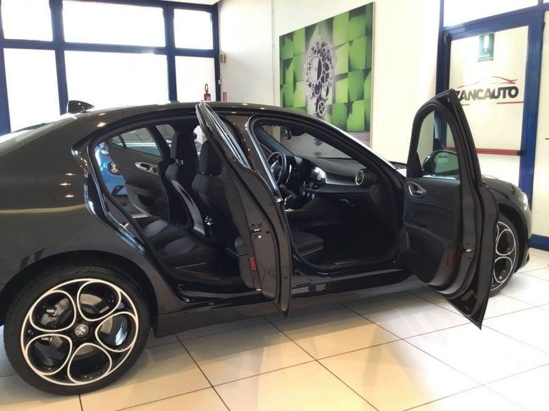 Alfa Romeo Giulia Giulia 2.0 Turbo 280 CV AT8 AWD Q4 Sprint