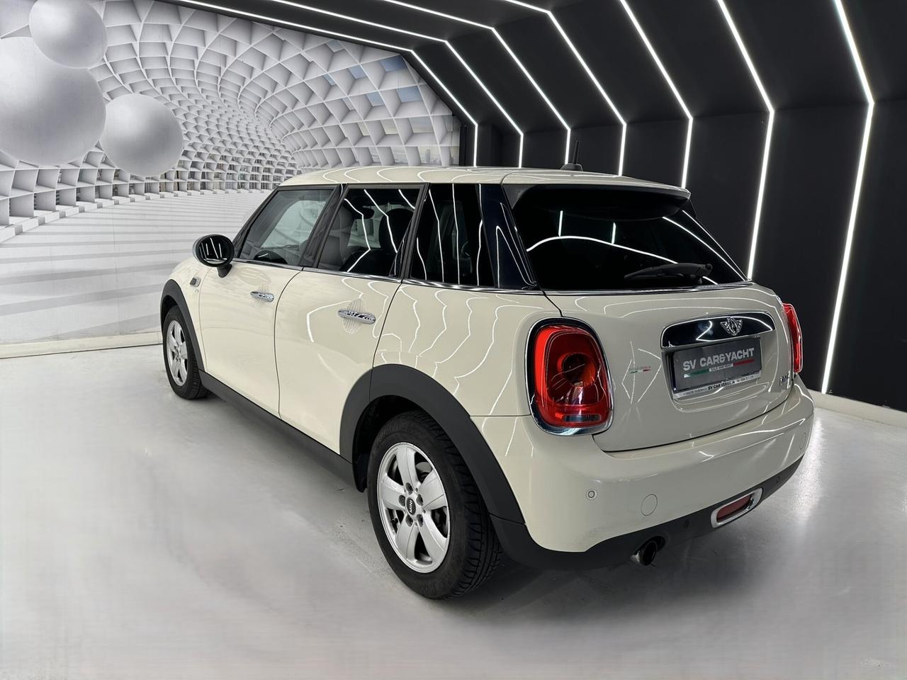 MINI ONE1.2 102CV-NEOPATENTATI-KM CERTIFIC-12M GAR-PERMUTE