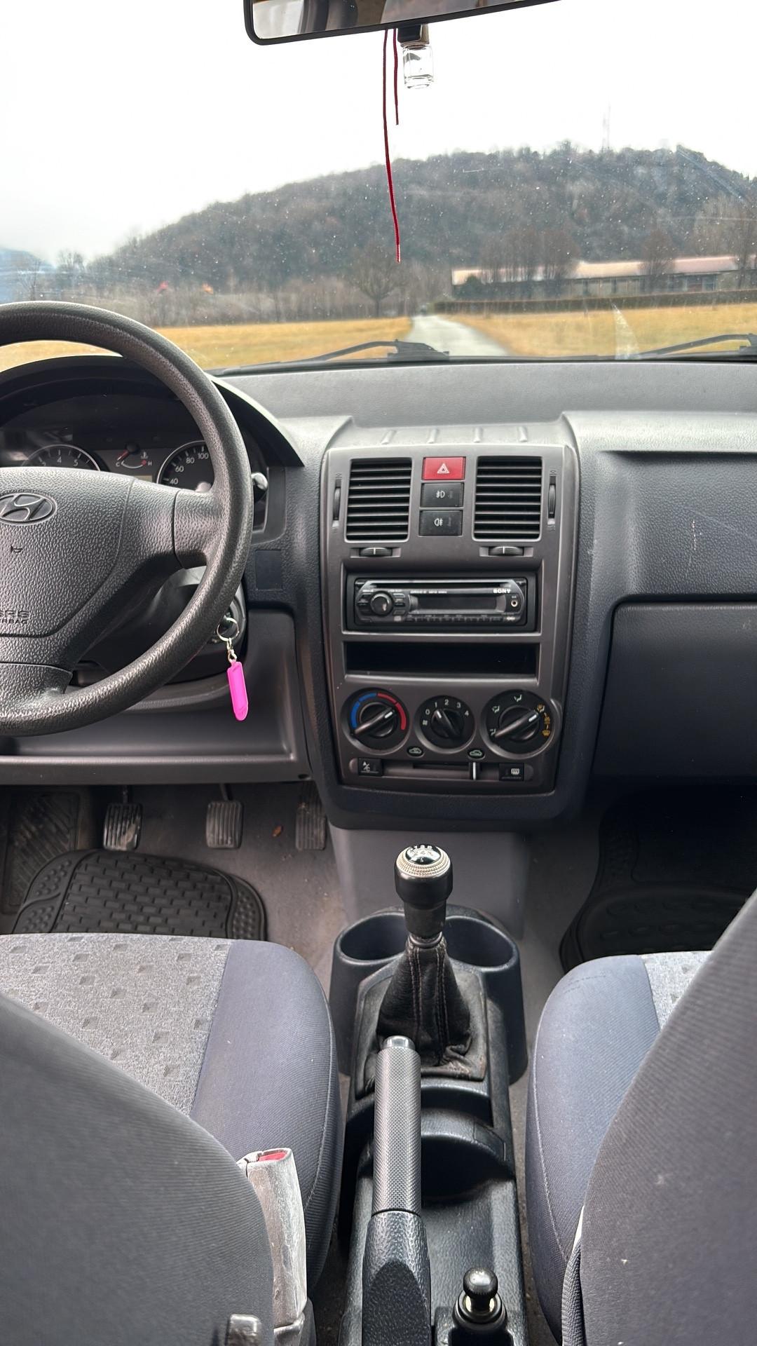 Hyundai Getz 1.3 benzina moltissimi lavori eseguiti! Gomme nuove distribu8zione nuova!