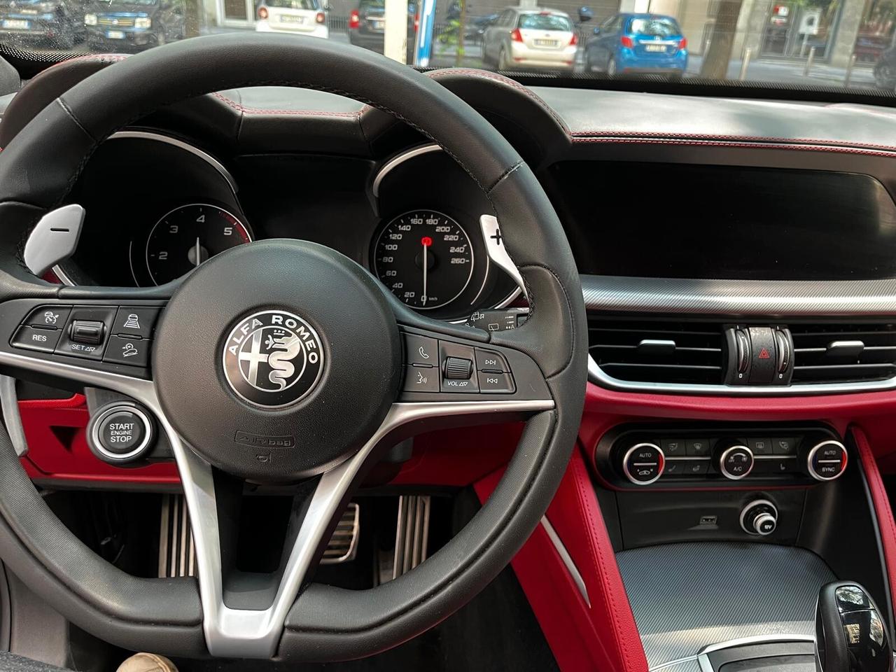 Alfa Romeo Stelvio 2.2 Turbodiesel 210 CV AT8 Q4 B-Tech