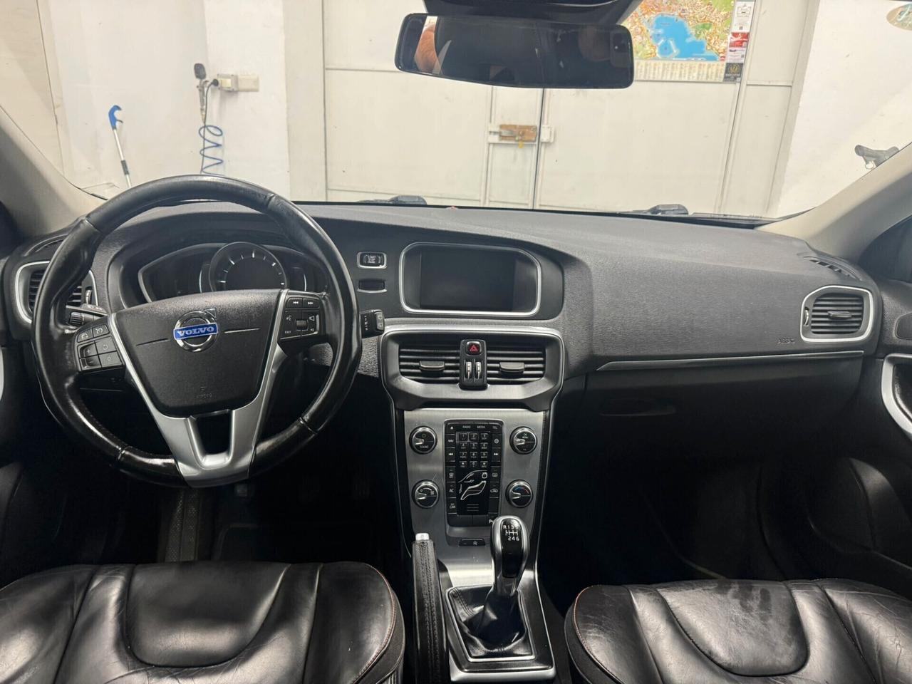 Volvo V40 D2 1.6 Summum