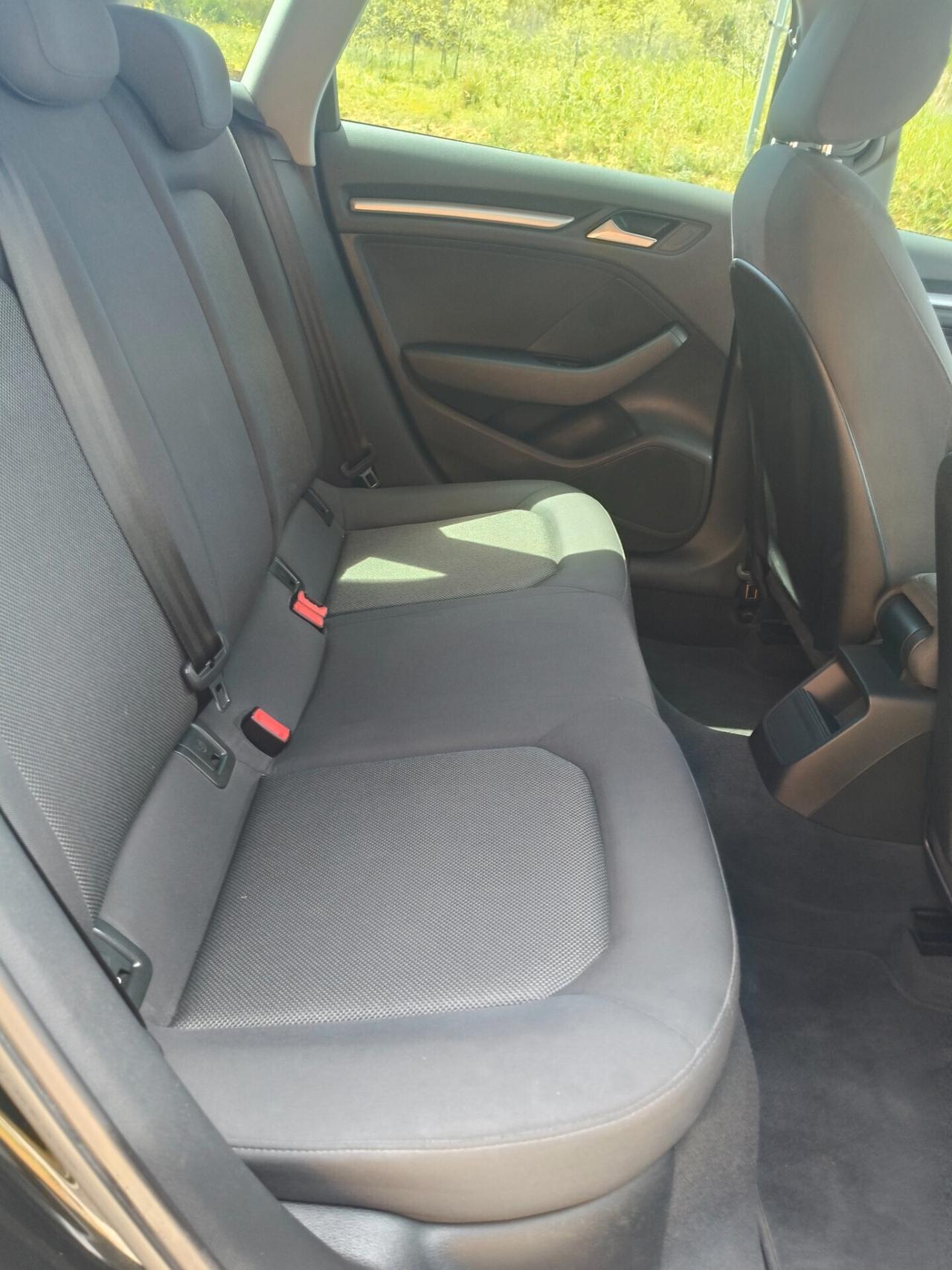 Audi A3 SPB 2.0 TDI S tronic Sport