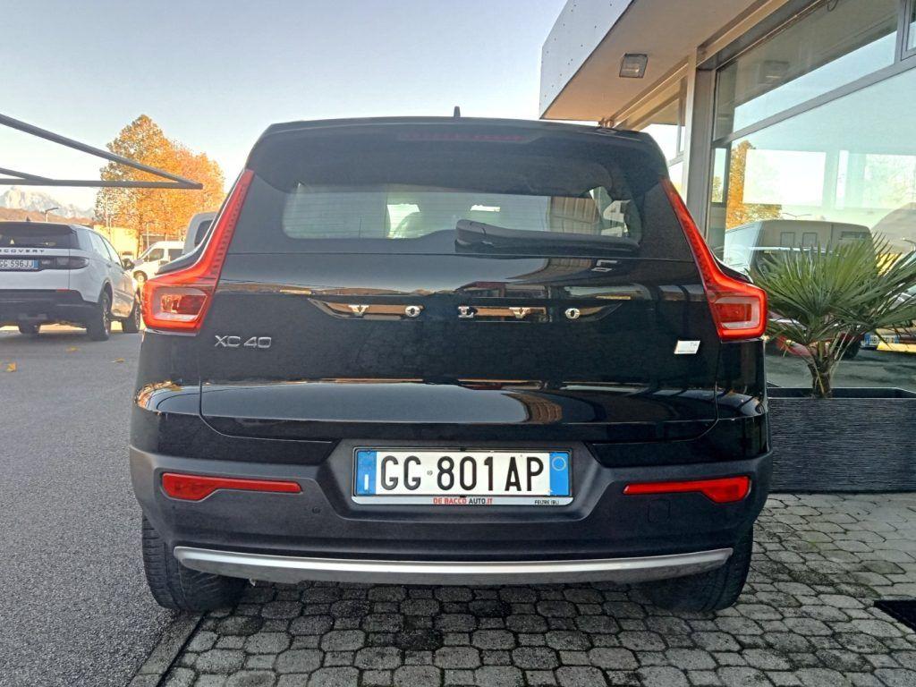 Volvo XC40 T4 Recharge Plug-in Hybrid OK NEOPATENTATI