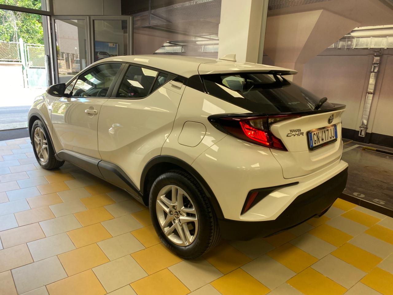 Toyota C-HR 1.8 Hybrid E-CVT Lounge