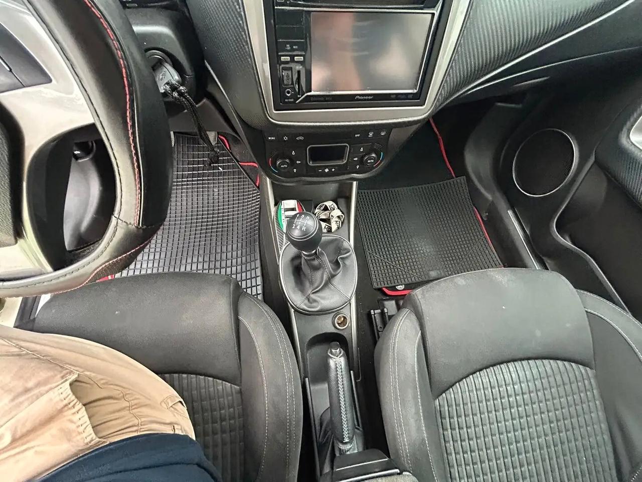 Alfa Romeo MiTo 1.3 JTDm-2 Distinctive