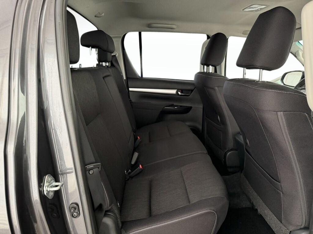 Toyota Hilux Double Cab 2.4 D-4D Lounge A/T
