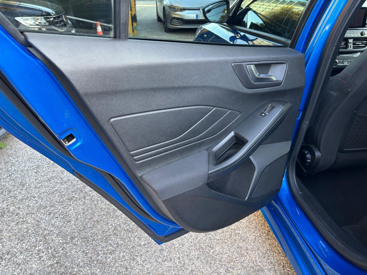 Ford Focus 1.5 tdci 120 CV automatica 5p. ST-Line