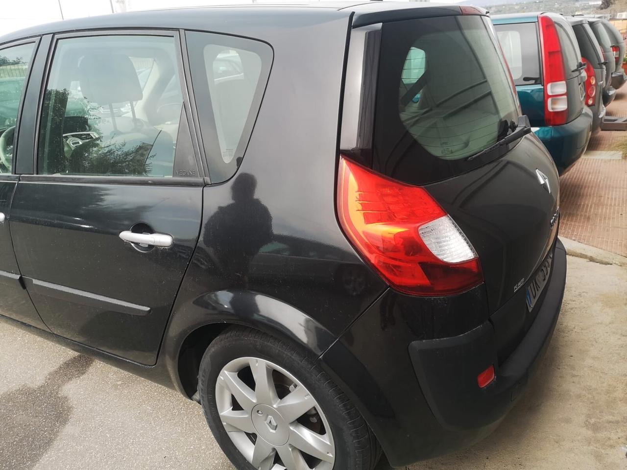Renault Scenic Grand Scénic 1.9 dCi/130CV Serie Speciale Exception