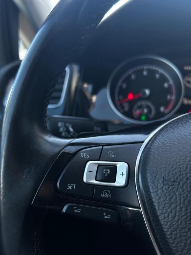 VOLKSWAGEN Golf Variant 1.4 TGI DSG Business BlueMotion