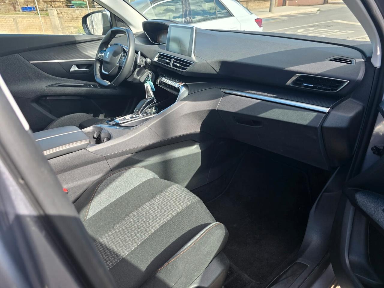 Peugeot 3008 BlueHDi 130 S&S Allure