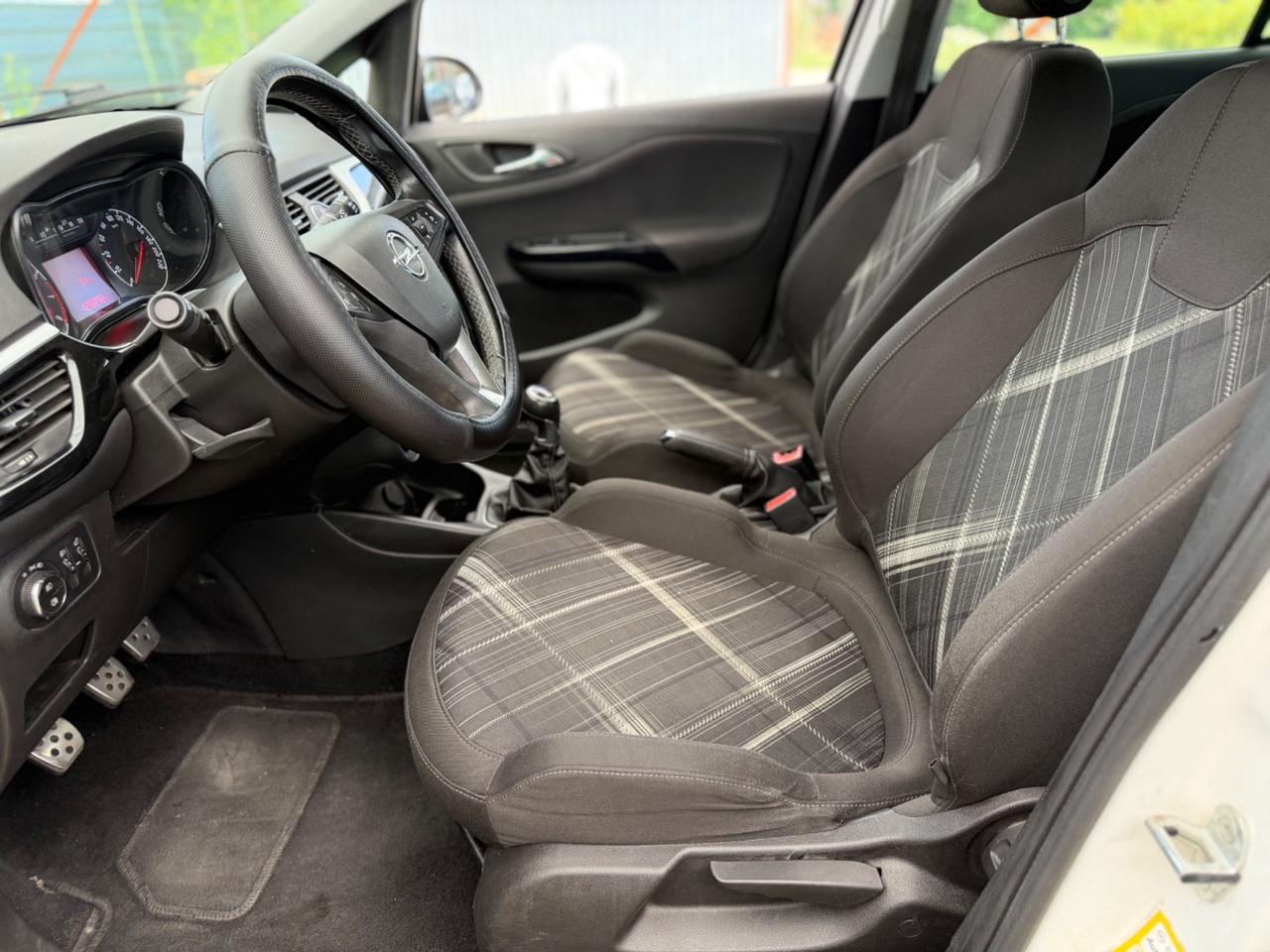 Opel Corsa 1.4 90CV GPL Tech 5 porte b-Color