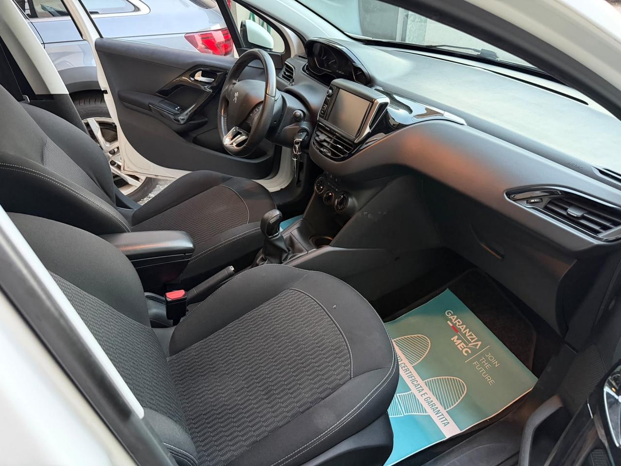 Peugeot 208 PureTech 82 5 porte Allure