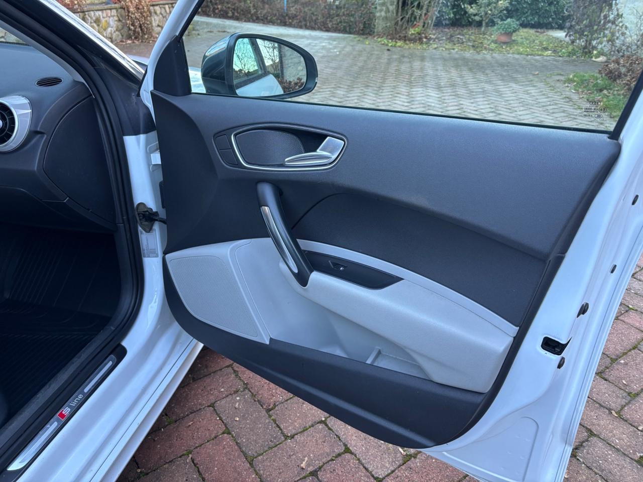 Audi A1 SPB 1.6 TDI 90 CV S-Line