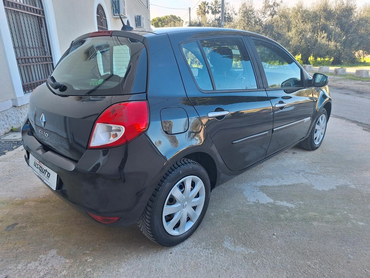 Renault Clio 1.2 5 porte NAVI PERFETTA 2012